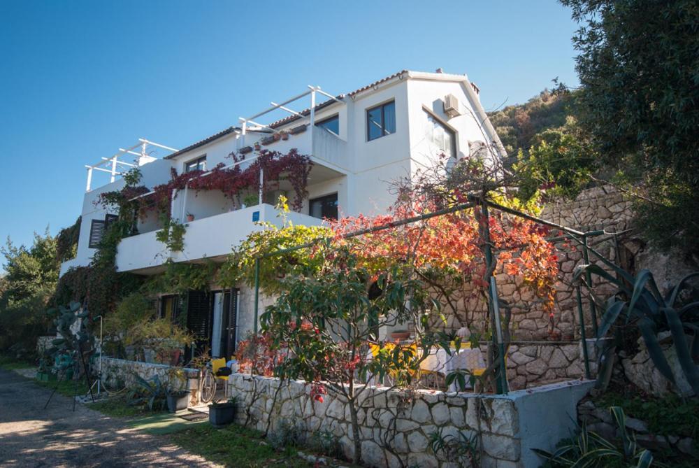 Apartmani Jagoda Lastovo ภายนอก รูปภาพ